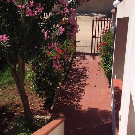 Appartamento Con Veranda Primo Piano Reitani Luaran gambar