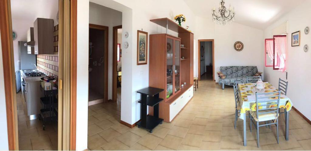 Appartamento Con Veranda Primo Piano Reitani Luaran gambar