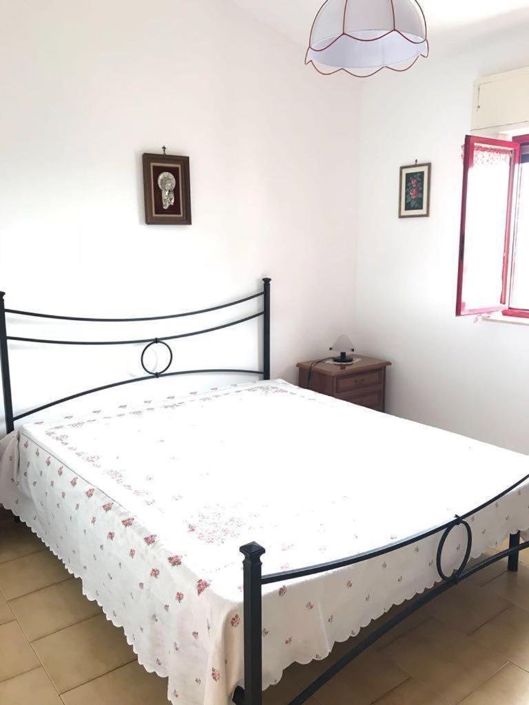 Appartamento Con Veranda Primo Piano Reitani Luaran gambar