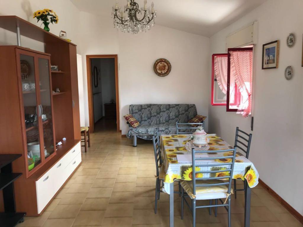 Appartamento Con Veranda Primo Piano Reitani Luaran gambar